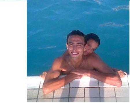 moi a la piscine